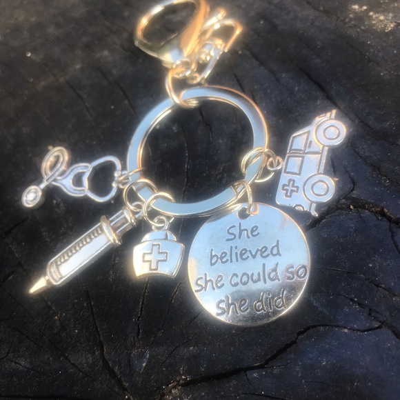 Holiday season gift Nurse/Doctor keychains - Picture 5 of 8